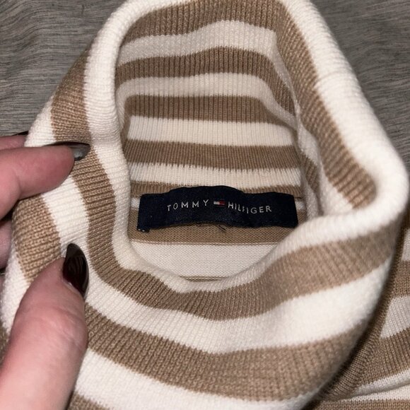 Tommy Hilfiger Tan Striped Long Sleeve Turtleneck Preppy Sweater Size Large - Picture 7 of 10